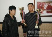 ��ɽ����ǹ�İ����桱(ͼ)