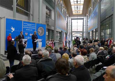 ����32�����ƥ�˴�ᣨ2��