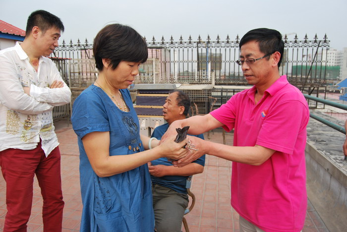 ����ָ�������90�� һ�˿���8��ָ���ھ�(ͼ)