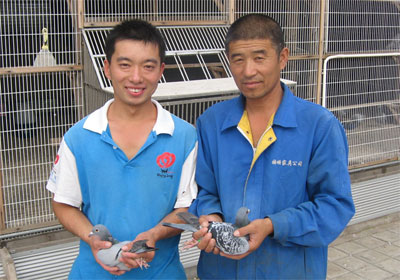 ʯ��ɽ300������Ǳ�һ�˰���(ͼ)