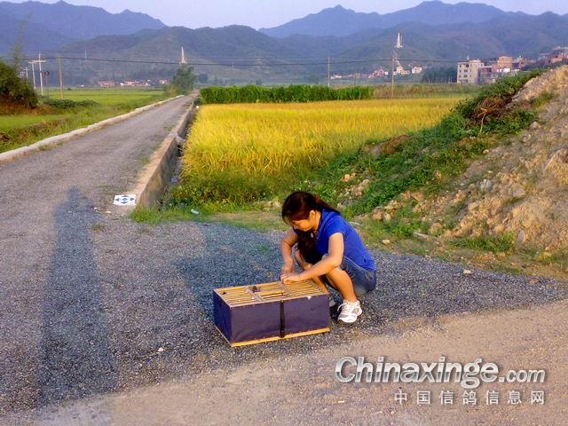 �㶫Ů���ѿ�ʡѵ��(ͼ)