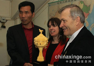 ���ʸ�����ϯ���ʺ�����ɳ����(ͼ)