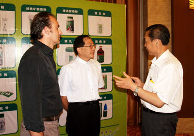 �;��ܱ������뾫Ӣ��̸���ڲ�ƽ����(ͼ)