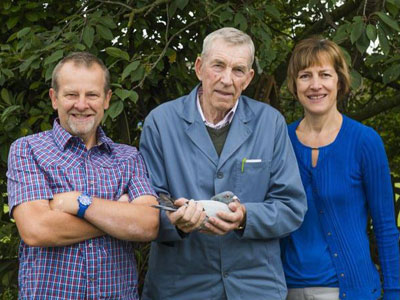 Ļ���Ÿ�Ů��ȡʥά�ɹ��ʹھ�(ͼ)