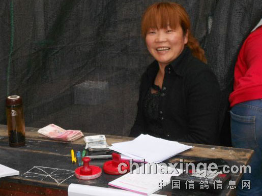 ���ֲ����룺�ϰ���Цӭ�˷���(ͼ)