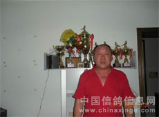 访沈阳一岁鸽大奖赛冠军(图)