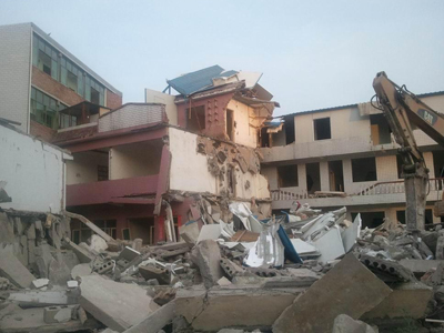 Ӧ��ǿ��Ͷ�ߣ���жʽ����