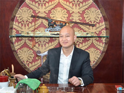 ר�����������������ĳ�������ҵΪ�� ׷�������˶�