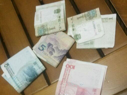 ��ô��룺һ�굽ͷ��ʣ���Ǯ��