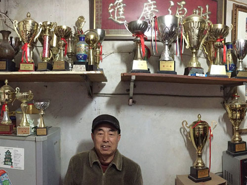 ��С�Ź��٣���������ָ�۳��Ϻ�̲(ͼ)