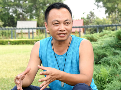 �ٸ�԰�������������ĵ�һ��ն�������ھ�