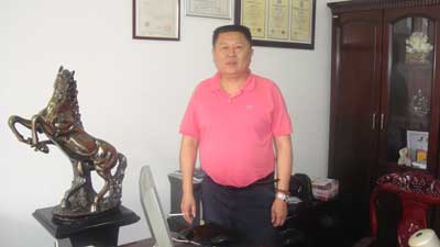 ����Ӣ��������� ��Զ��ת���г̴��Ի�(ͼ)