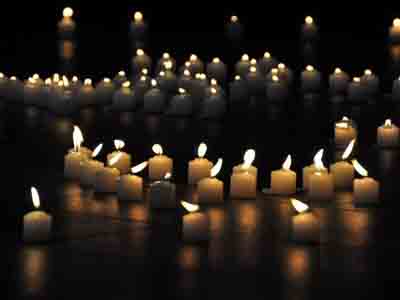 ���ո�Э�����鳤Ԭ�б�ȥ�� ������;�в���