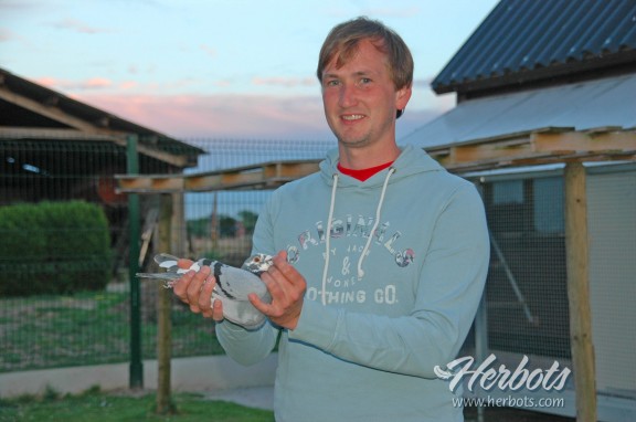 ����ʱ����1.3����������ɼ����� �ھ��ճ�¯