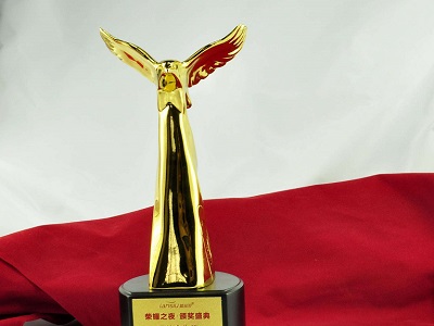 �������Ѽ����� ��ͷһƬ���ɵ�Ư����