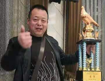 �����»��ϸ�¥��˫����ս��Ӯ�Ұ������Ű�����ͼ��