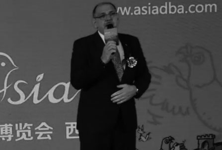 ���ʸ�������ϯ����˹��Ⱦ�¹ڷ���ȥ��