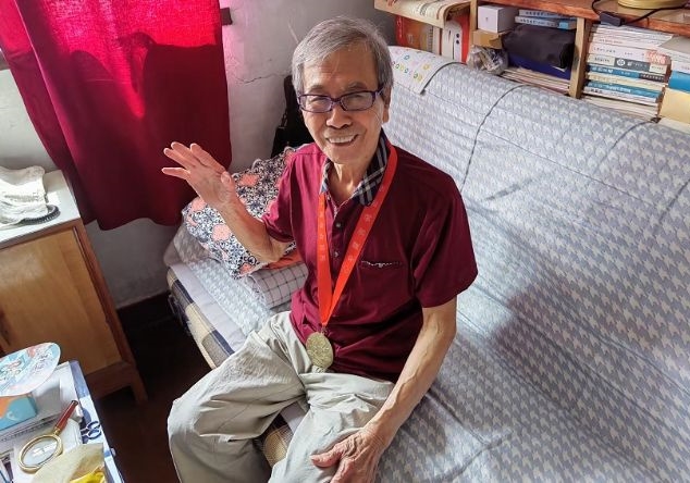 ��硰ǰ������ëͷ�ݷá���ǰ������˳��